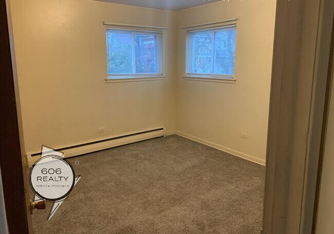 Building Photo - Cozy, one bedroom apartment in Cicero, Clo...