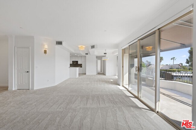 Building Photo - 1820 Benecia Ave