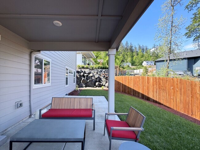 Building Photo - 2771 Cascara Dr
