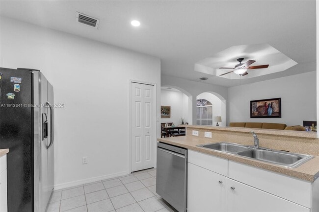 Building Photo - 3141 SW 154th Ct