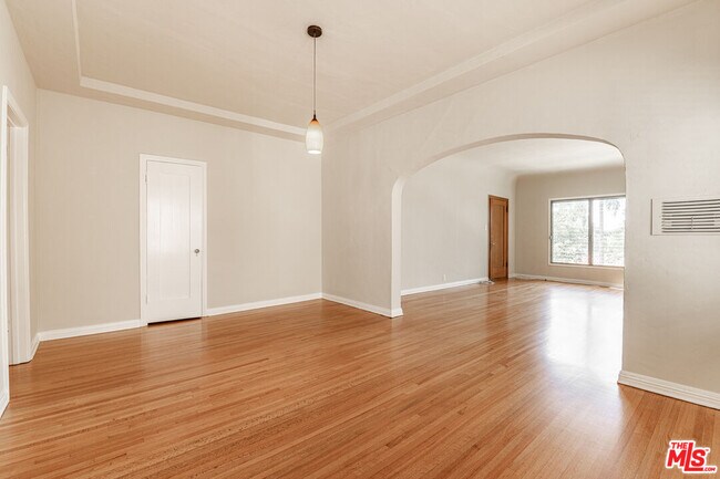 Building Photo - 6101 Alcott St