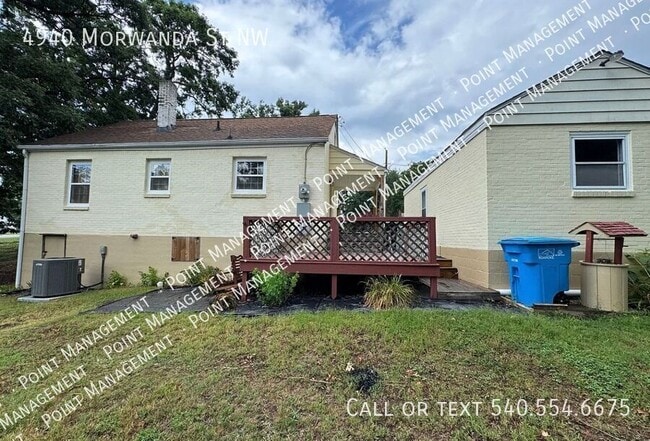 Building Photo - 4940 Morwanda St NW
