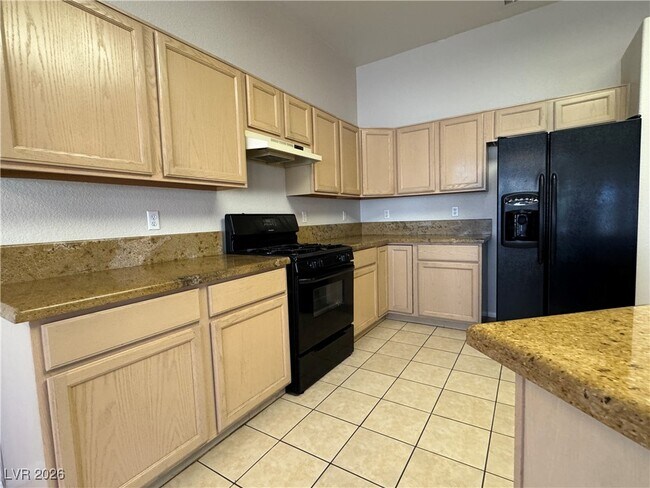 Building Photo - 8625 Desert Bird Dr