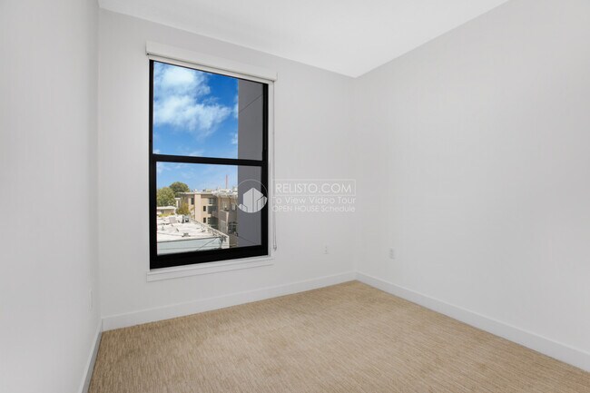 Building Photo - 1300 22nd St