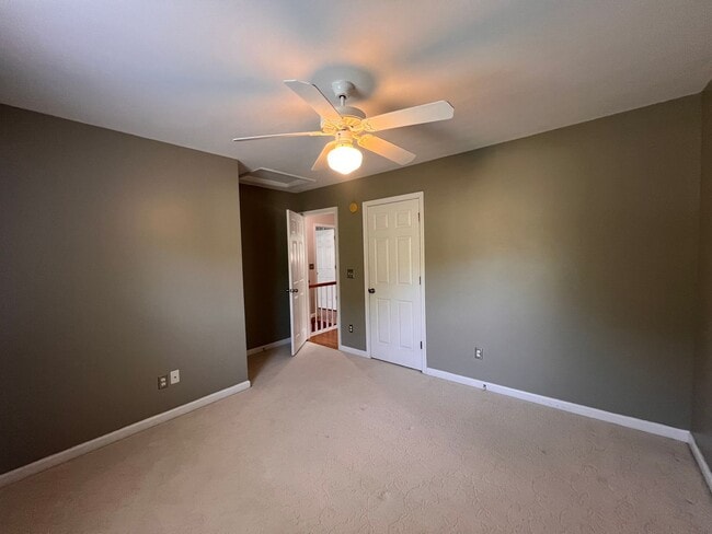 Building Photo - 1093 Wintergreen Ln