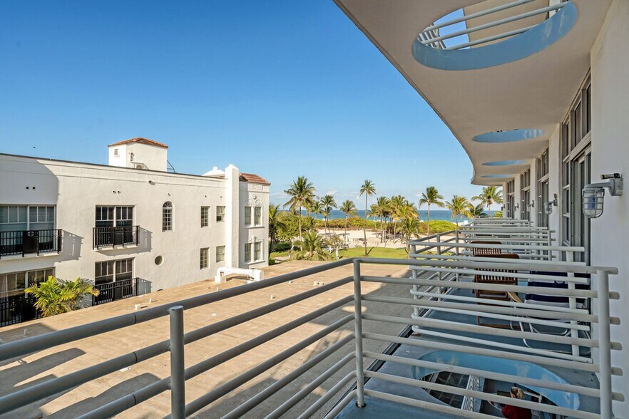 Building Photo - 1126 Ocean Dr