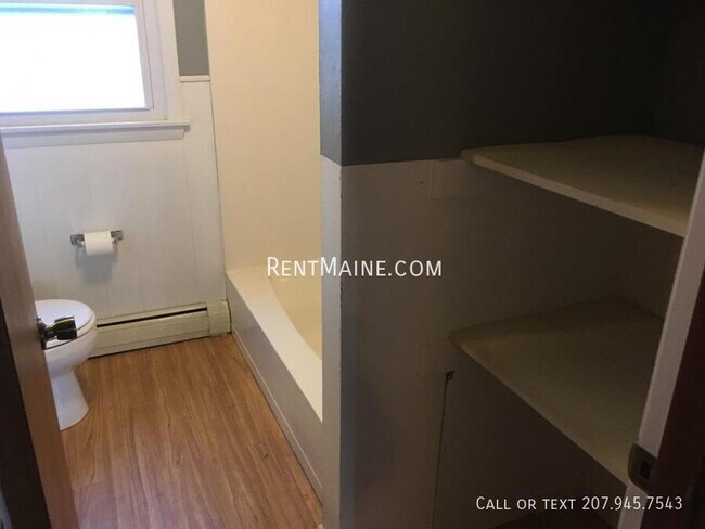 Building Photo - 25 Yale St