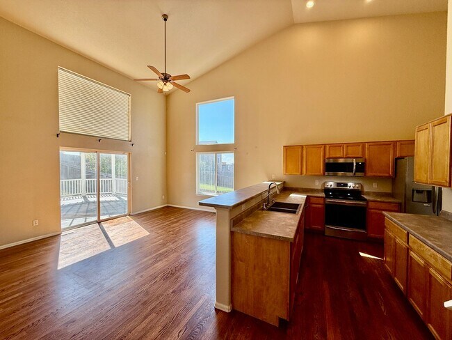 Building Photo - Spacious 4-Bedroom Home with Main level Living