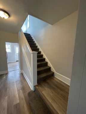 Building Photo - Completely renovated 4 bed 1 bath home near Kennywood Park!