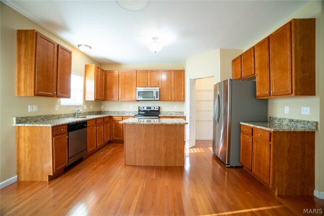 Building Photo - 84 Brighton Park Dr
