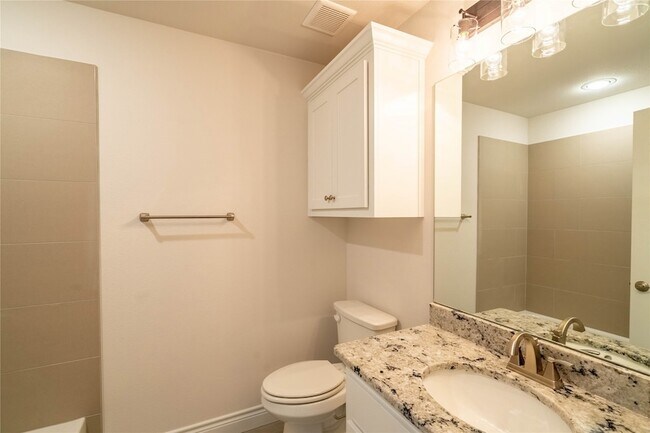 Building Photo - 8202 Grant Ln