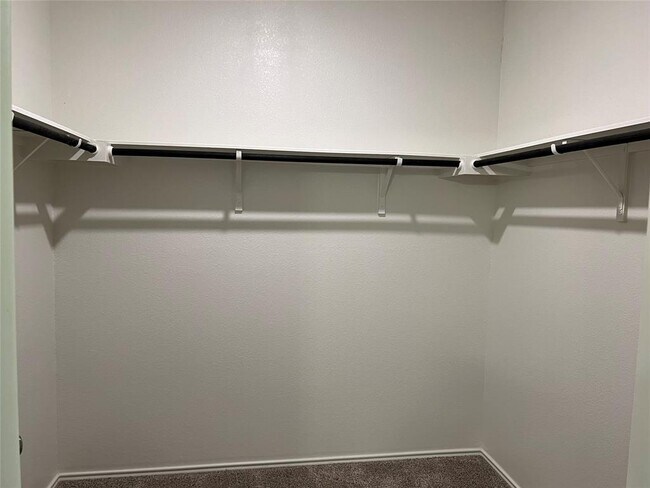 Building Photo - 7501 Ivy Trellis Trl