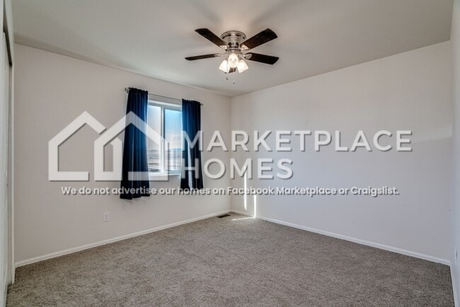 Building Photo - 9799 Desert Lily Cir