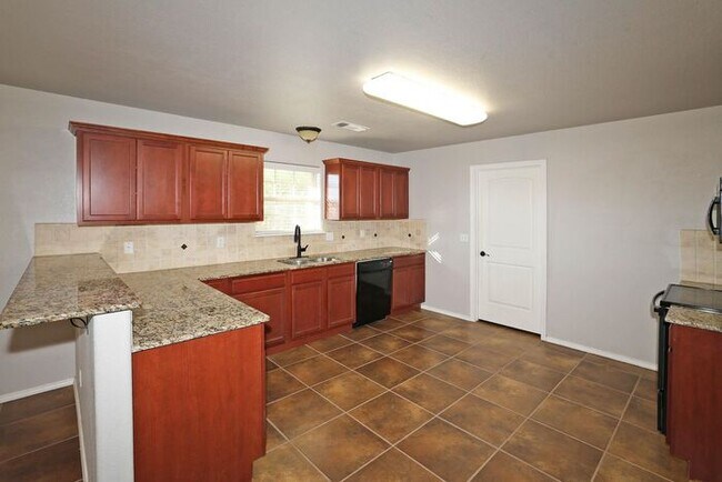 Building Photo - 8300 Irvington Ct