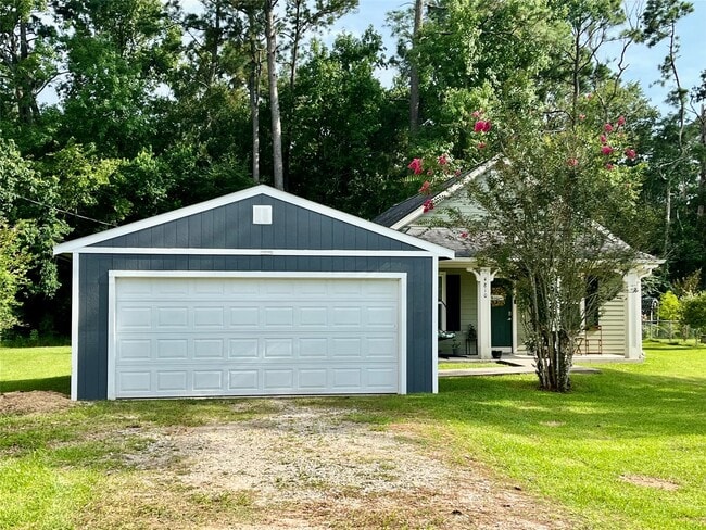 Building Photo - 4810 Pecan Ln