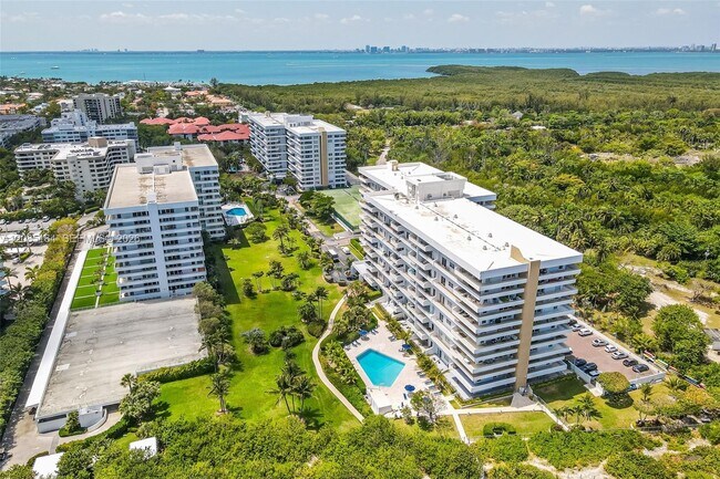 Building Photo - 199 Ocean Ln Dr