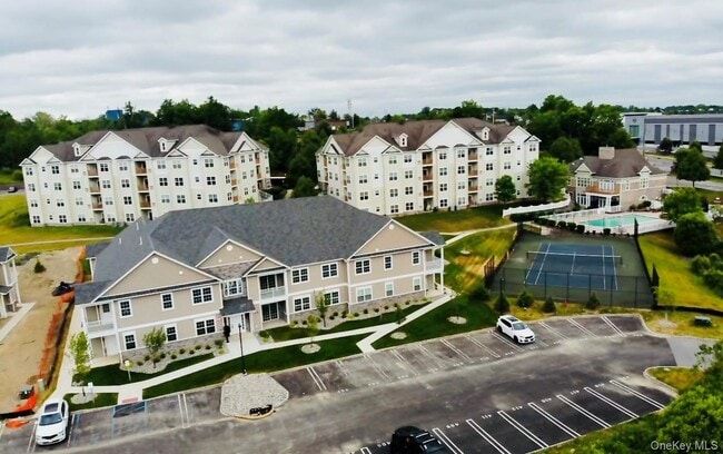 Building Photo - 411 Tower Ridge Cir