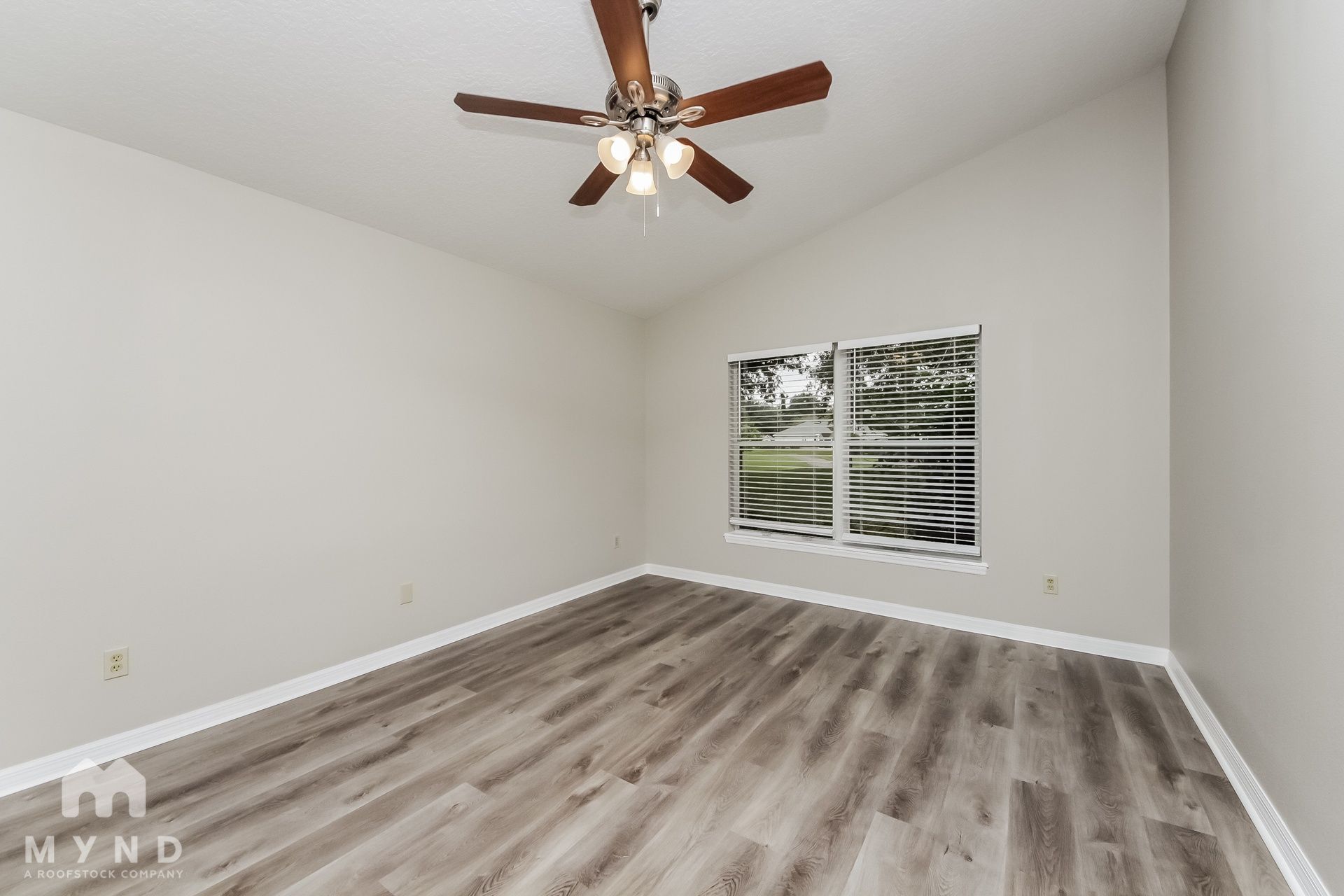 Building Photo - 6041 Spring Creek Ct