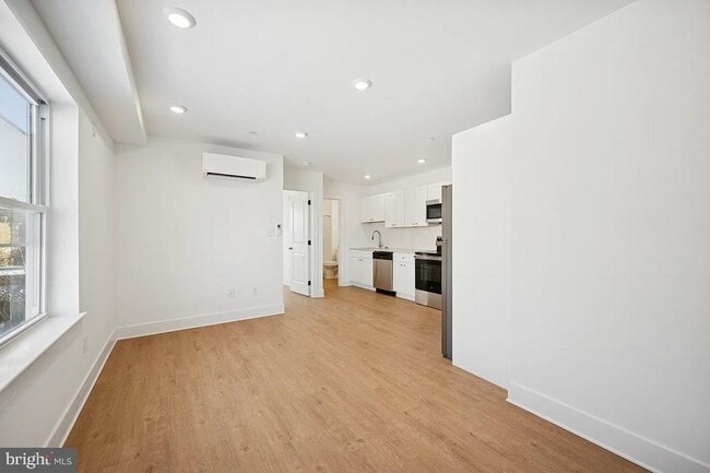 Building Photo - 3415 N 19th St