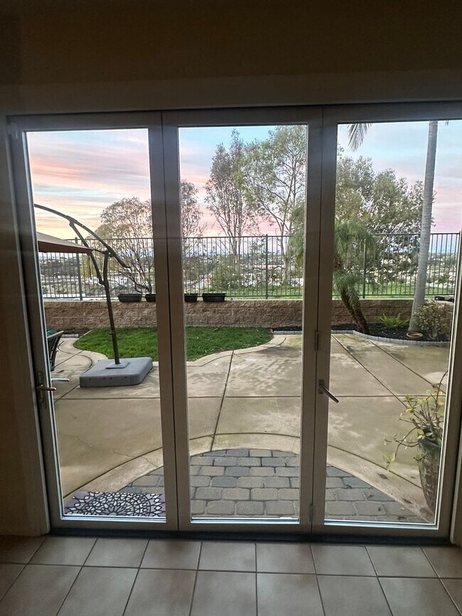 Building Photo - Stunning Calavera Hills home with Amazing view! 4 Bed/ 3 Bath / 2287 Sq Ft SFR-Available 1/15/26