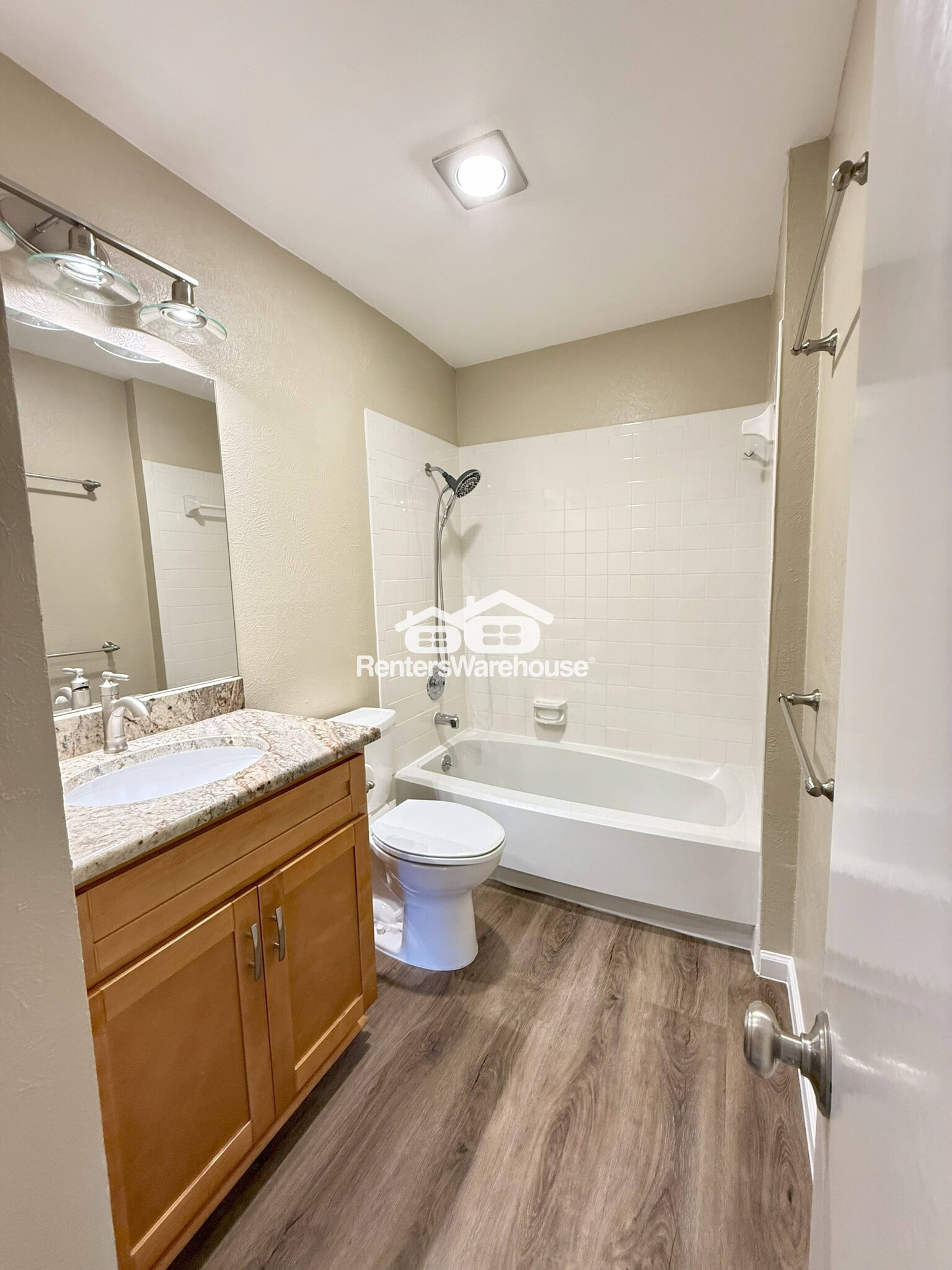 Building Photo - 3814 Stonecroft Dr