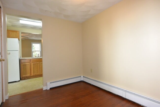 Building Photo - 152 Green St