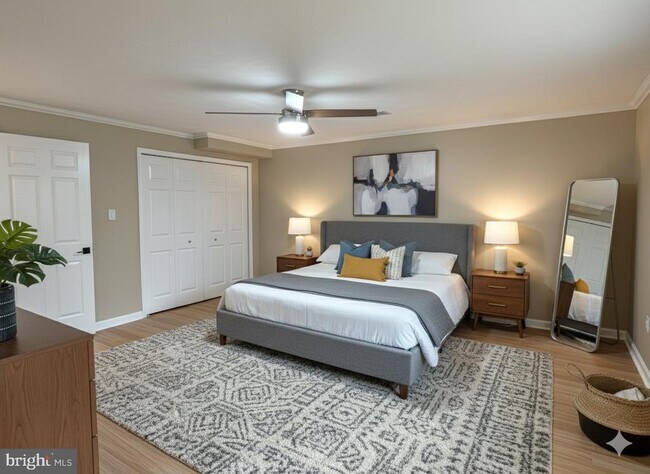 Building Photo - 10909 Clara Barton Ct
