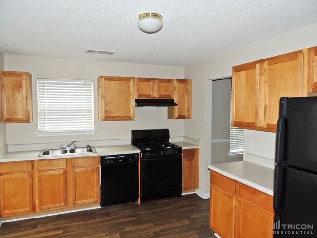 Building Photo - 5003 Serenity Point Ln