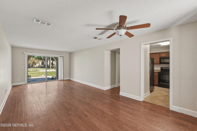 Building Photo - 1757 El Camino Rd