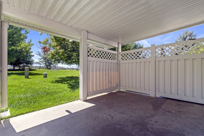 Building Photo - ADON5541