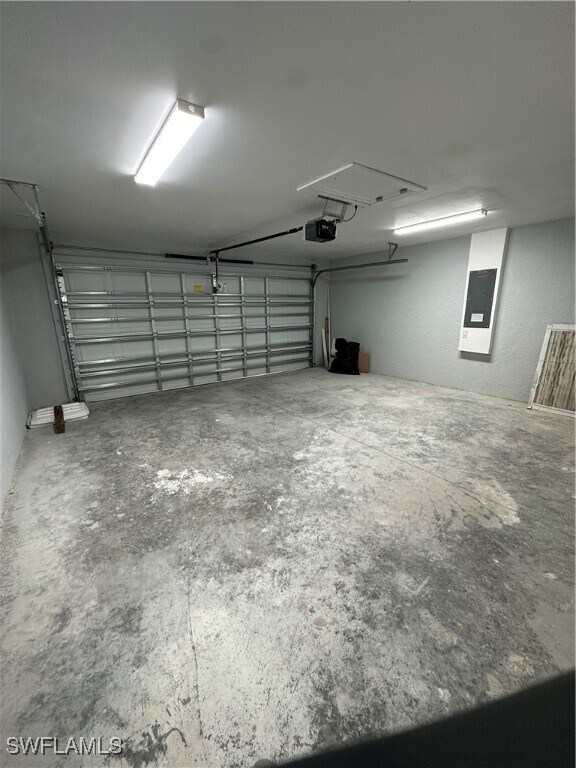 Building Photo - 1822 Verney St