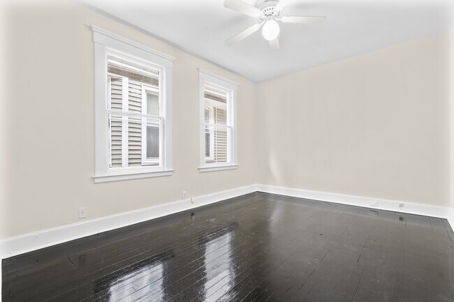Building Photo - 144 Gilbert Ave