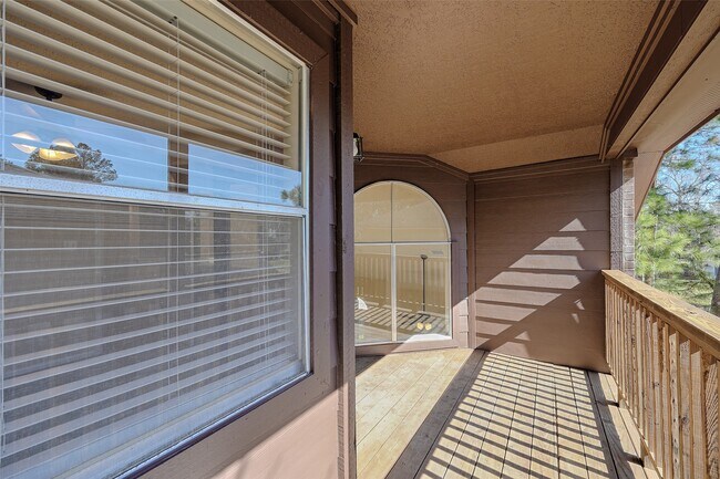 Building Photo - 1815 Tickner St