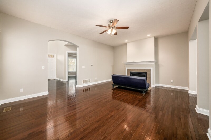 Building Photo - 4184 Hobbs Landing Dr W