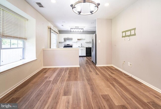 Building Photo - 1208 Delancey Way