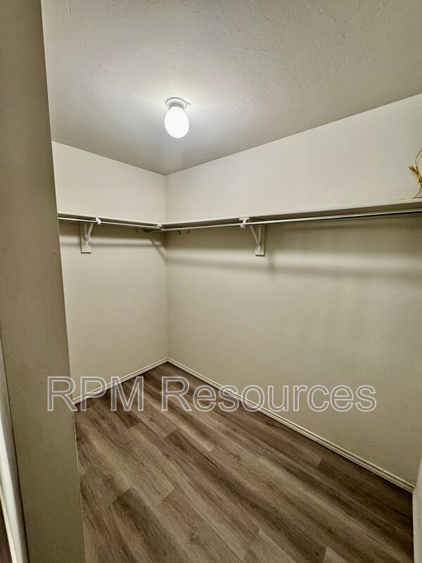 Building Photo - 11728 Jude Way