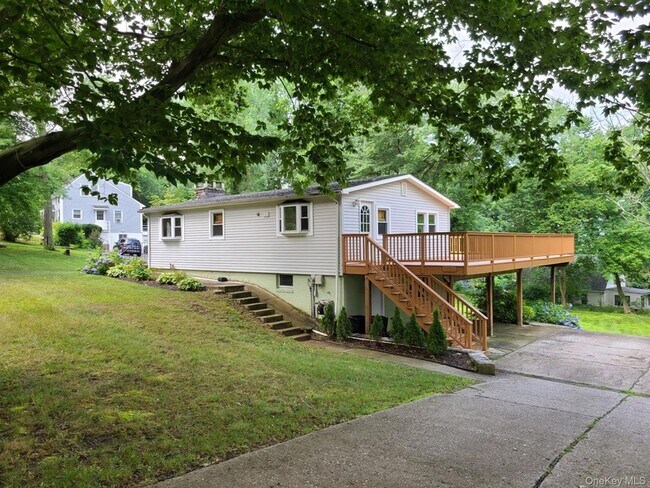 Building Photo - 55 S Hill Rd