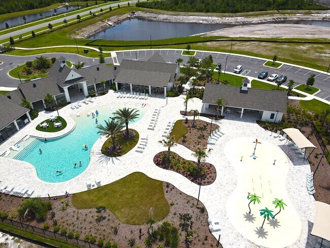 Building Photo - GORGEOUS 5 Bed 4 Bath 3 Car Garage HOME w COMMUNITY POOL for RENT!