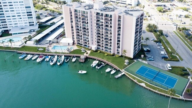 Building Photo - 51 Island Way