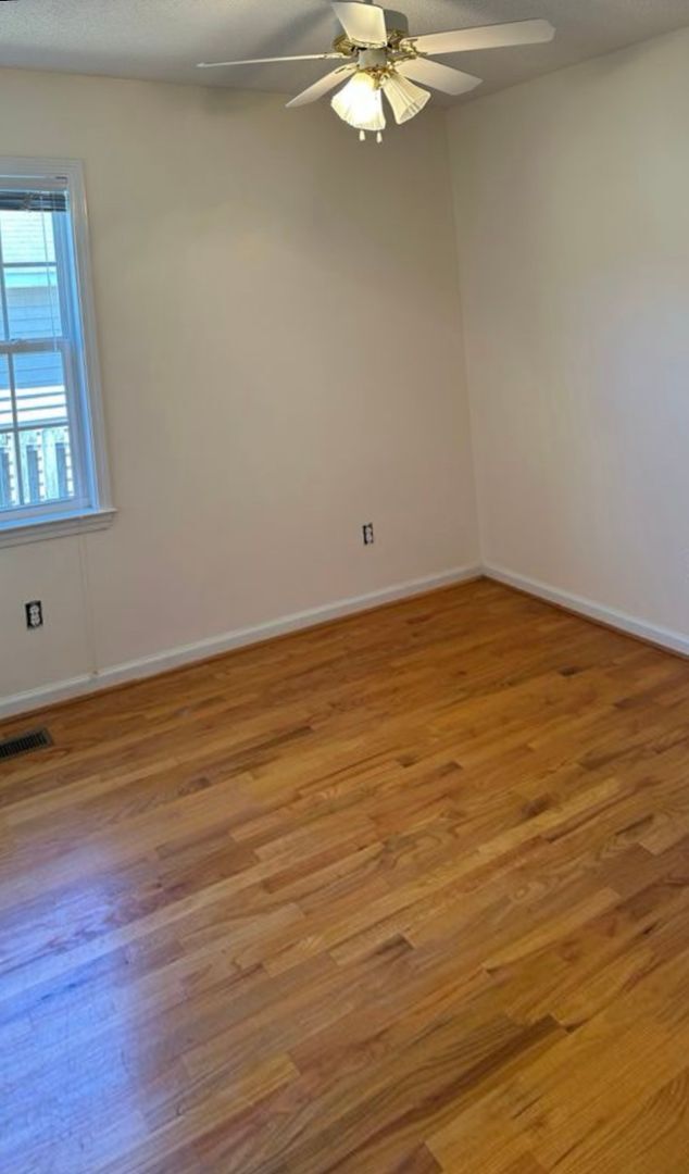 Building Photo - 135 Buckskin Dr