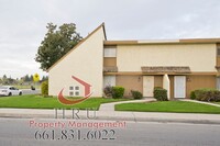 Building Photo - SW-Bakersfield Condo-3 bedrooms 2 baths