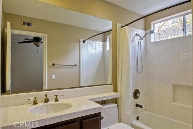 Building Photo - 25 Bridington