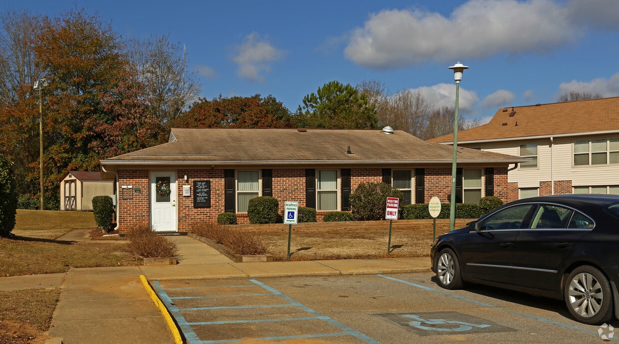 Richland Village Columbia