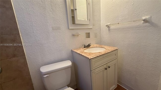 Building Photo - 225 N K St