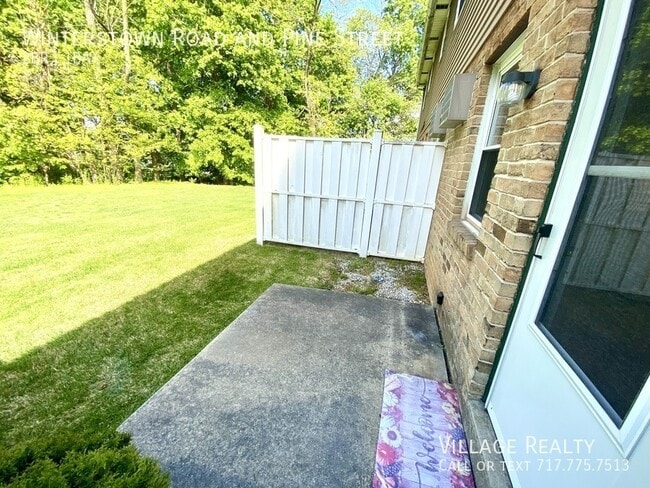 Building Photo - 100 Winterstown Rd