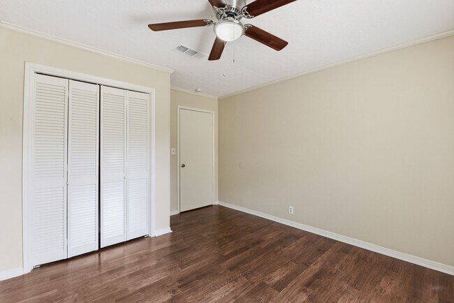 Building Photo - 9052 Zapata Way