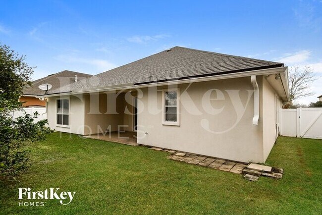 Building Photo - 664 Porta Rosa Circle