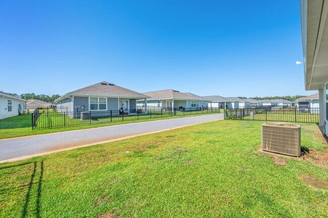 Building Photo - 103 Riverwalk Cir