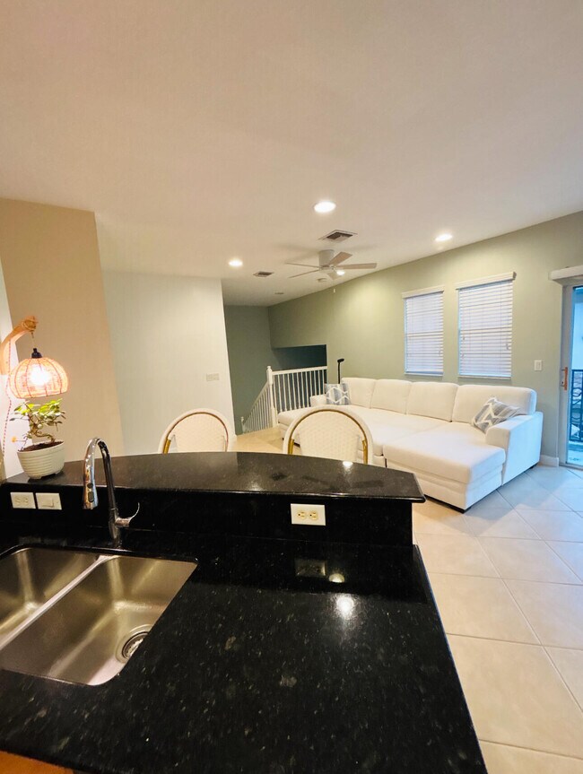 Building Photo - 113 Evergrene Pkwy