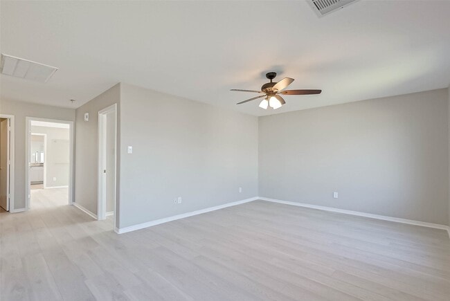 Building Photo - 5011 Redwing Brook Trail